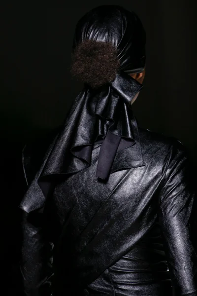 Look 7